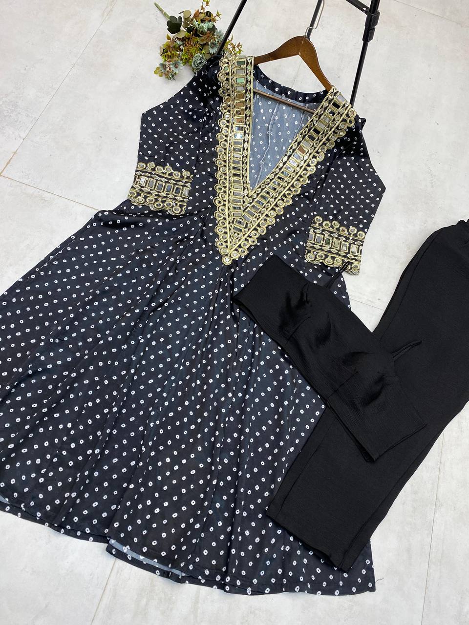 Color_Black