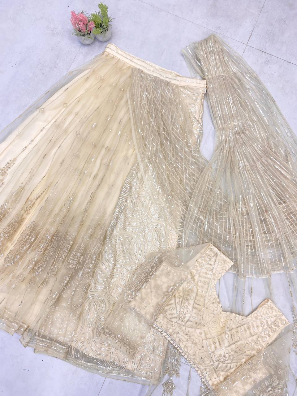 Color_Beige