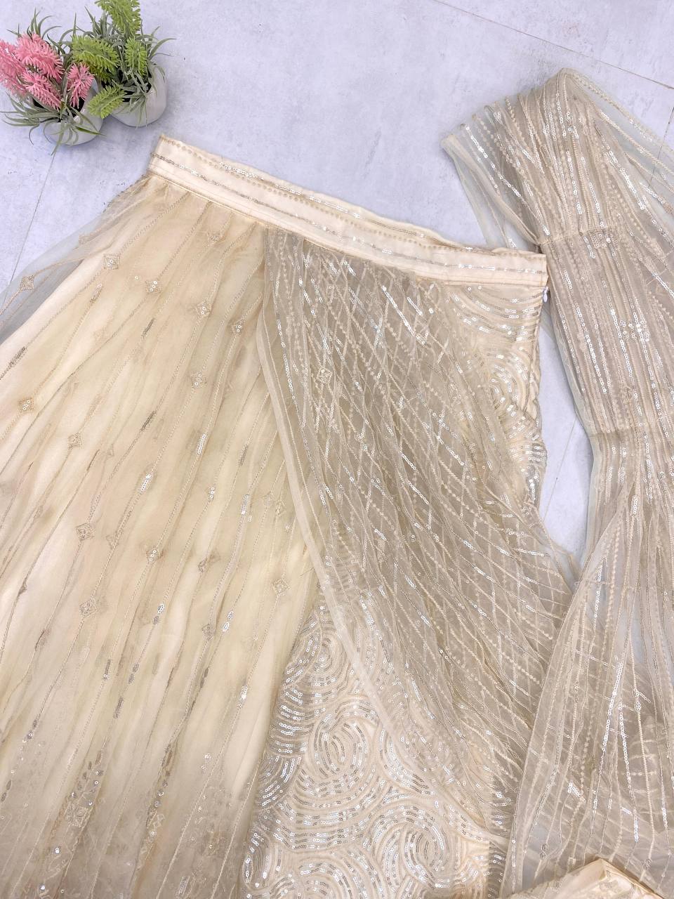 Color_Beige