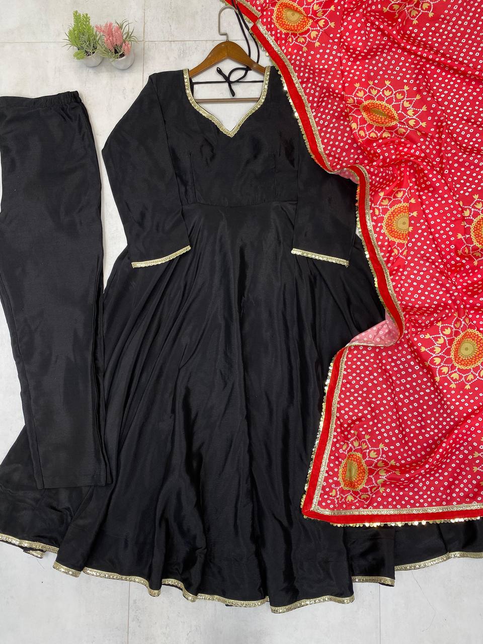 Color_Black