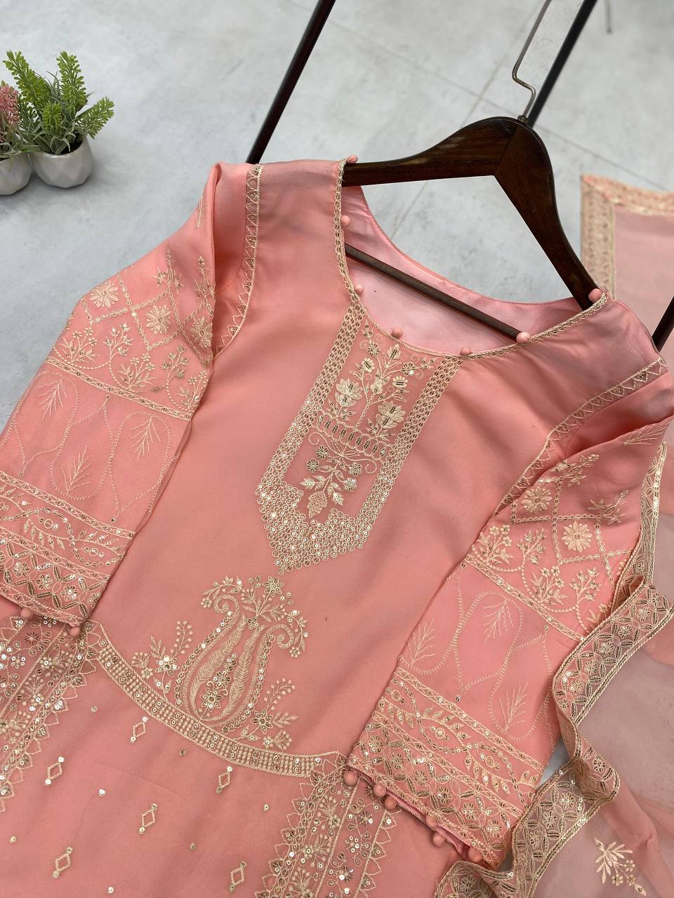 Color_Peach