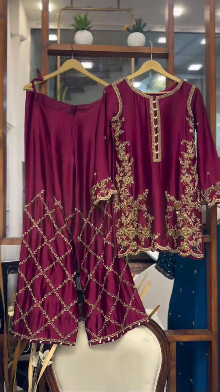 Color_Maroon