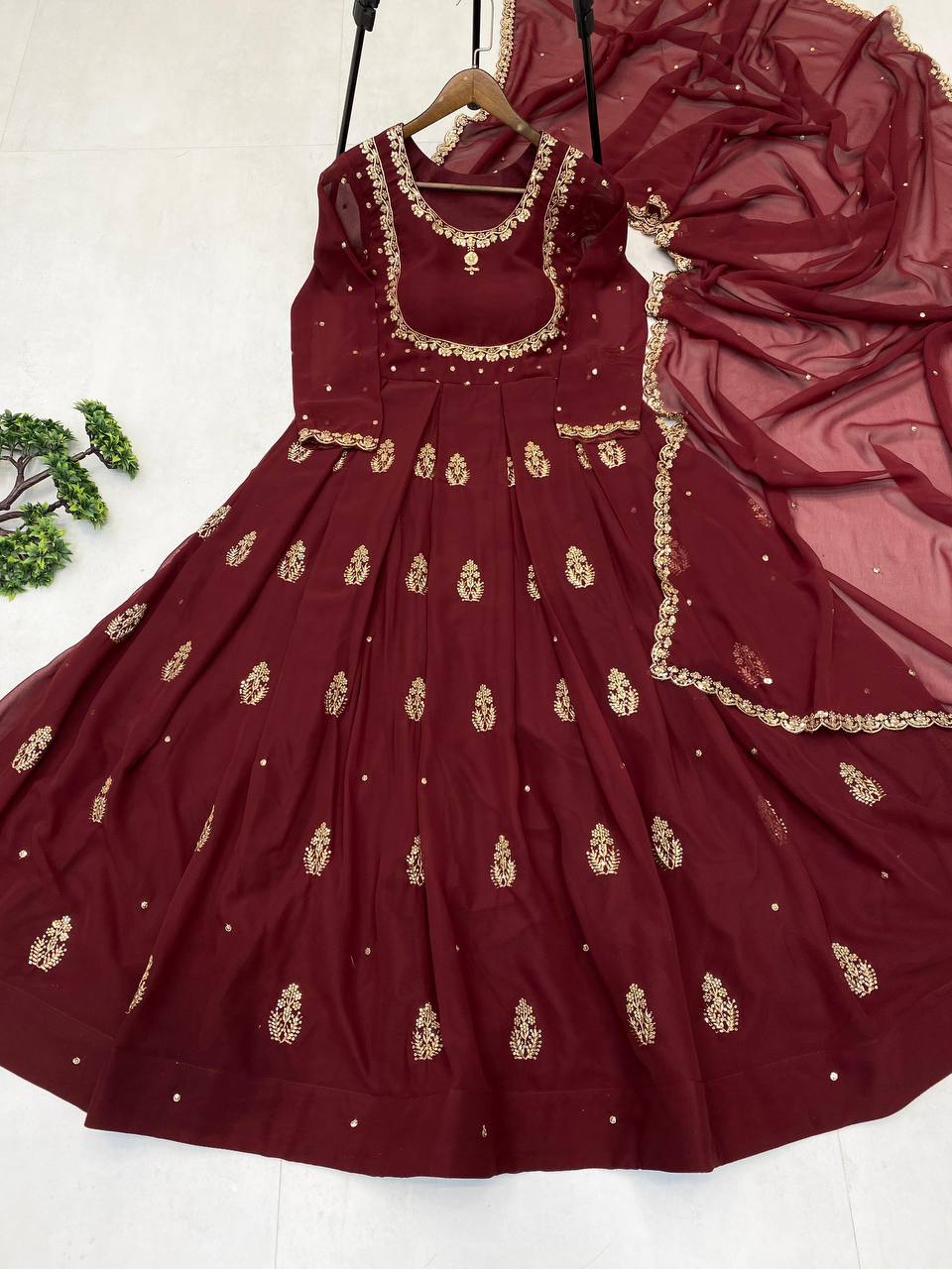 Color_Maroon