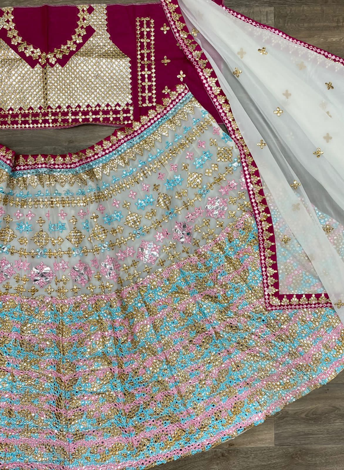 Color_Beige