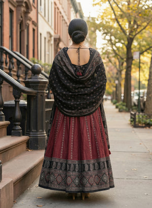 Color_maroon