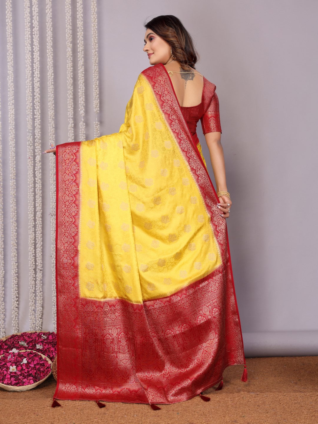 Color_yellow