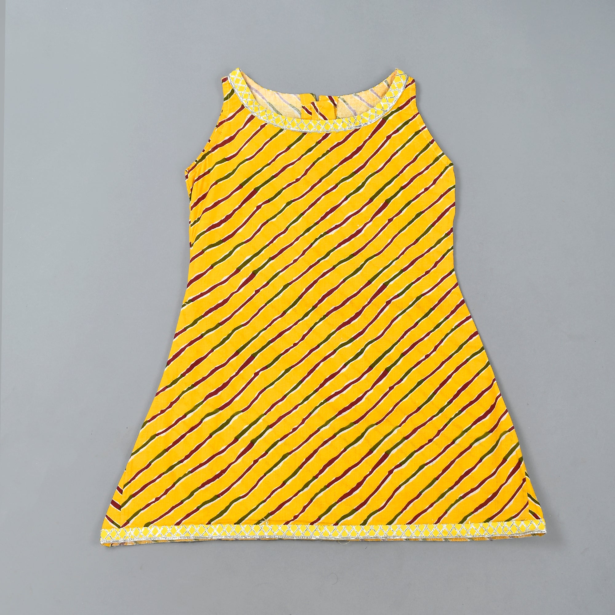 Girl's Yellow Leheriya Kurta Dhoti Set