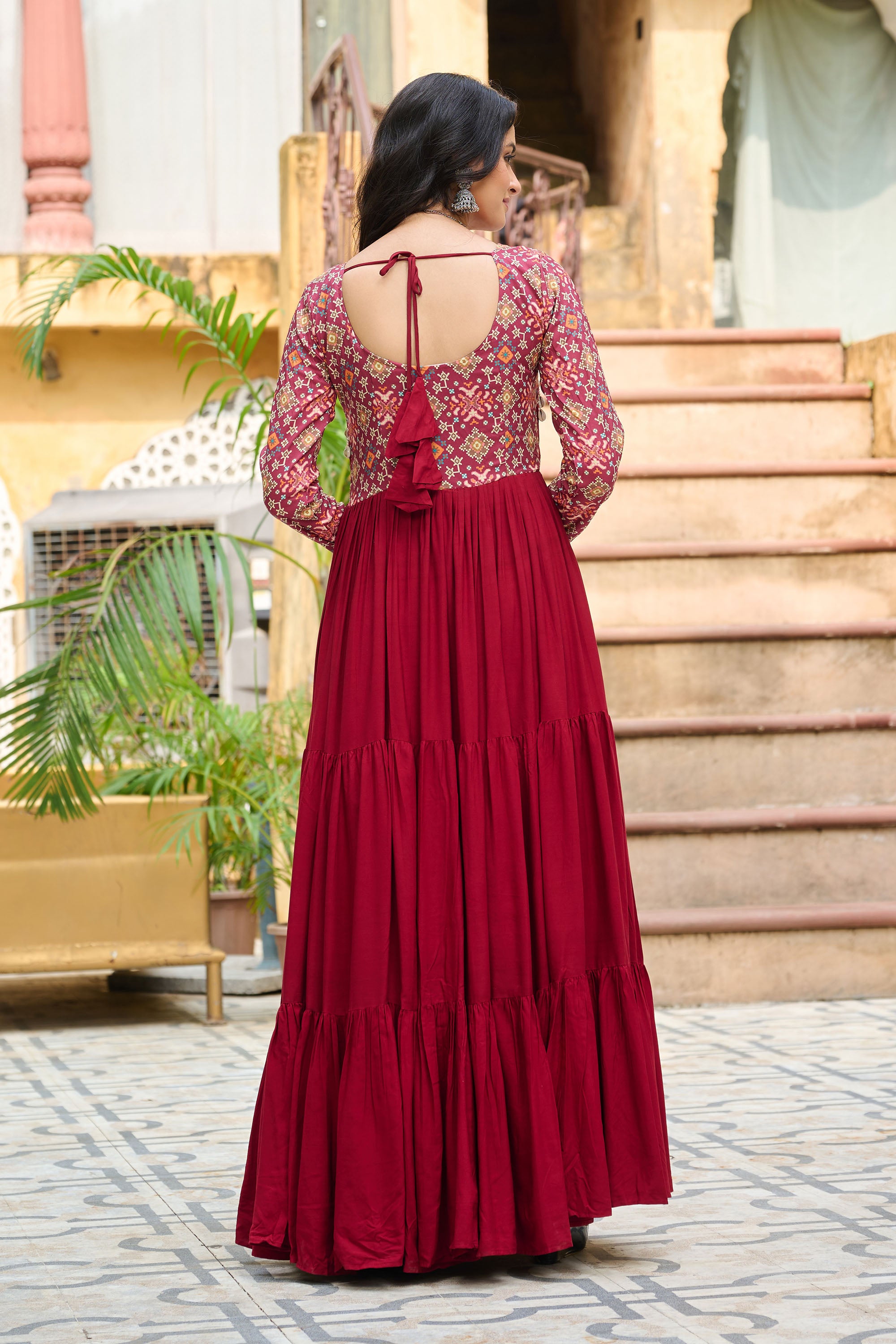 Color_Maroon