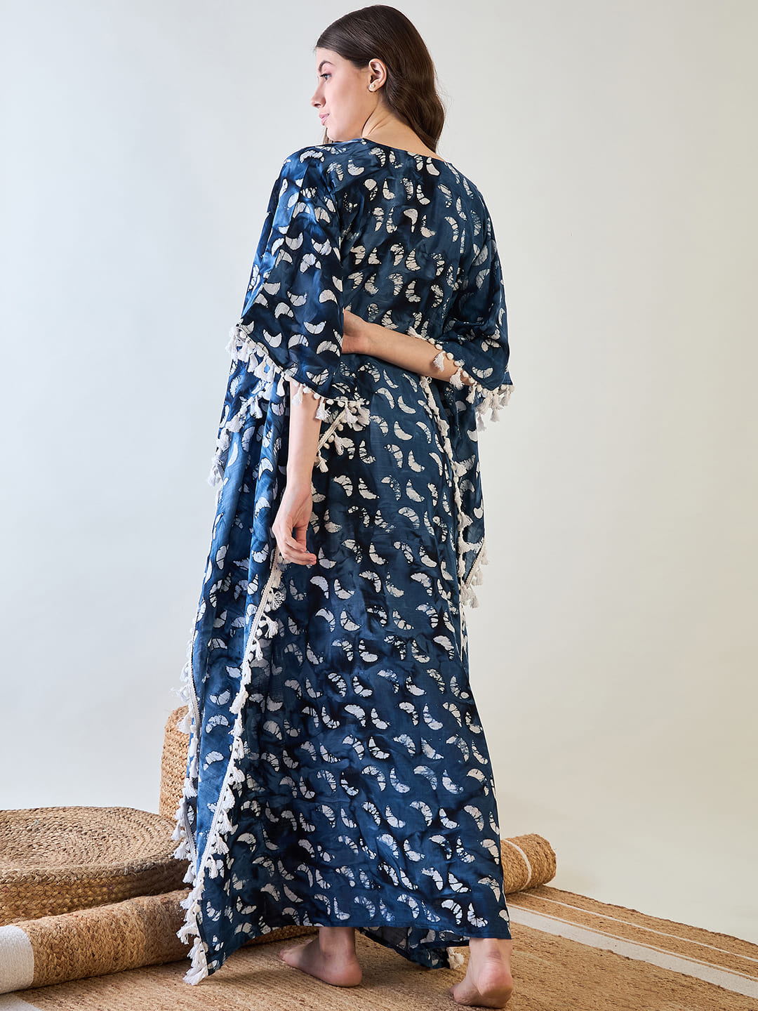 Elegant Blue Batik Cotton Kaftan with White Tassel Trim - L Elegant Blue Batik Cotton Kaftan with White Tassel Trim - L