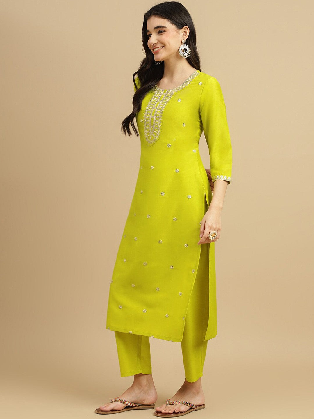 Women's Round Neck Embroidered Work Chinon Fabric Kurta & Pant With Dupatta Set - Taantav