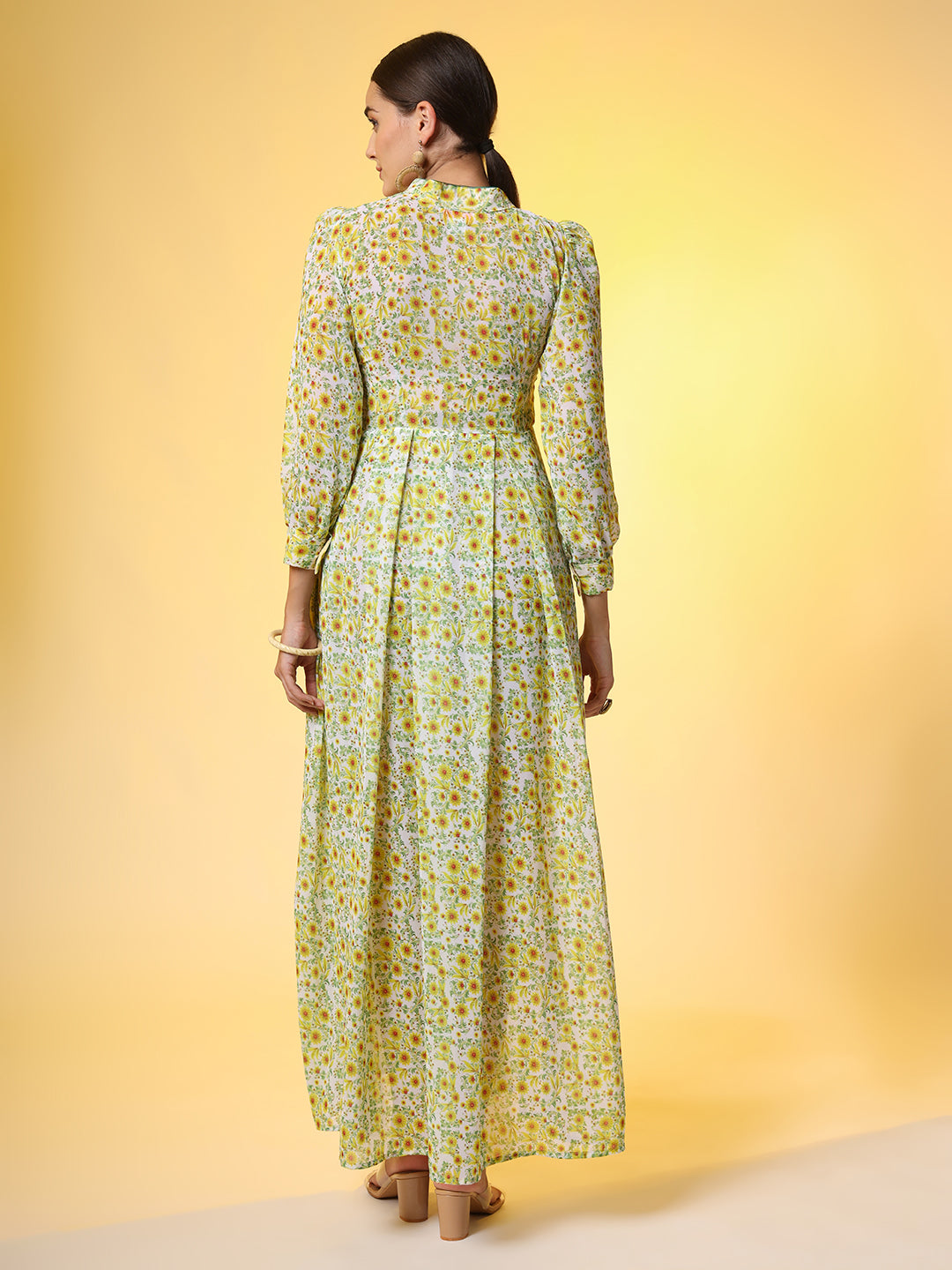 Women's Double Georgette Light Green With Yellow Flower Motif