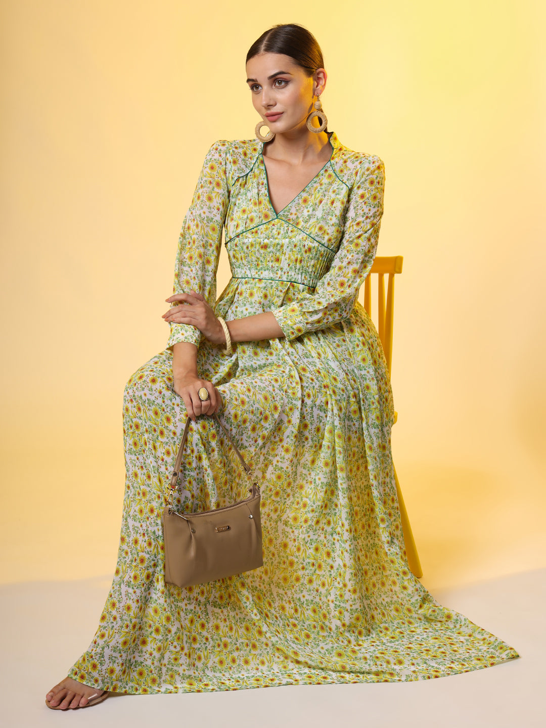 Women's Double Georgette Light Green With Yellow Flower Motif