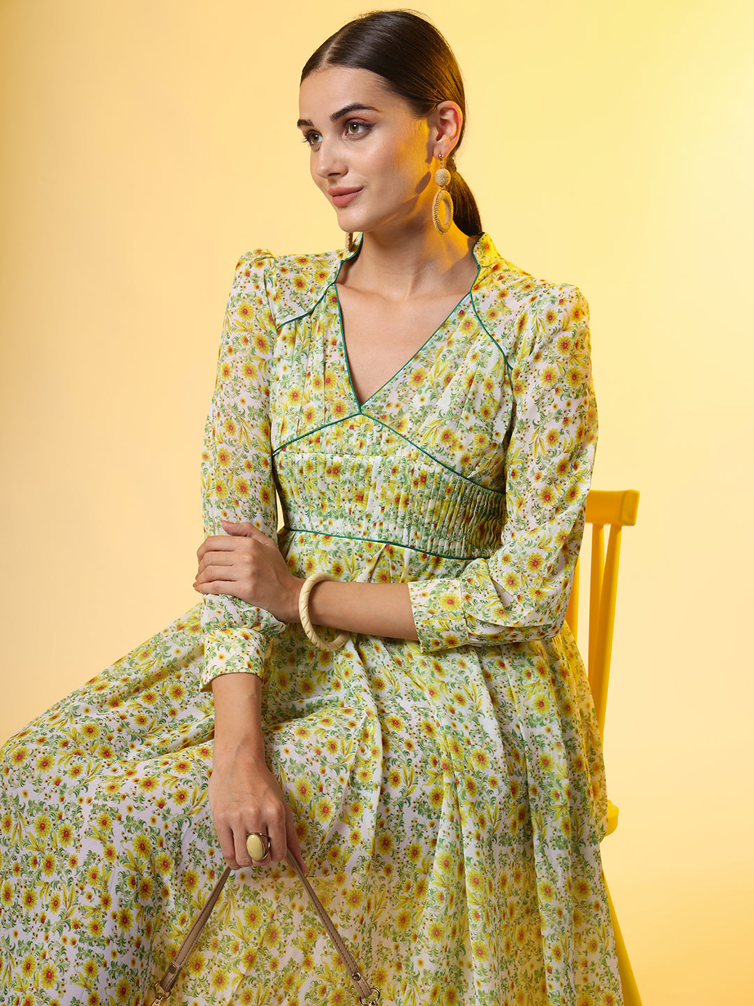 Women's Double Georgette Light Green With Yellow Flower Motif