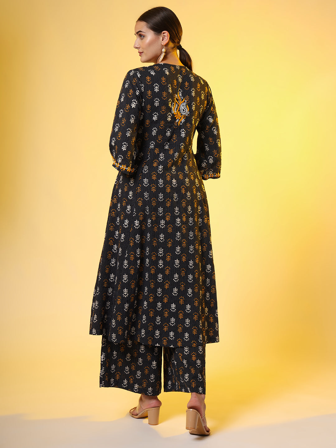 Women's Chikankari Co-Ord Set With Katha And Block Print
