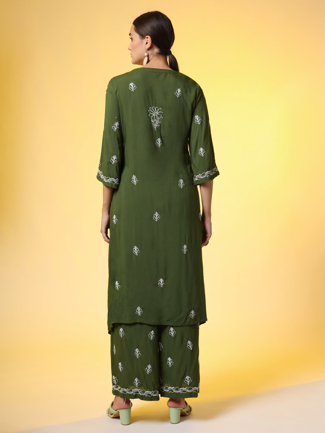 Women's Green Color Chikankari Co-Ord Set