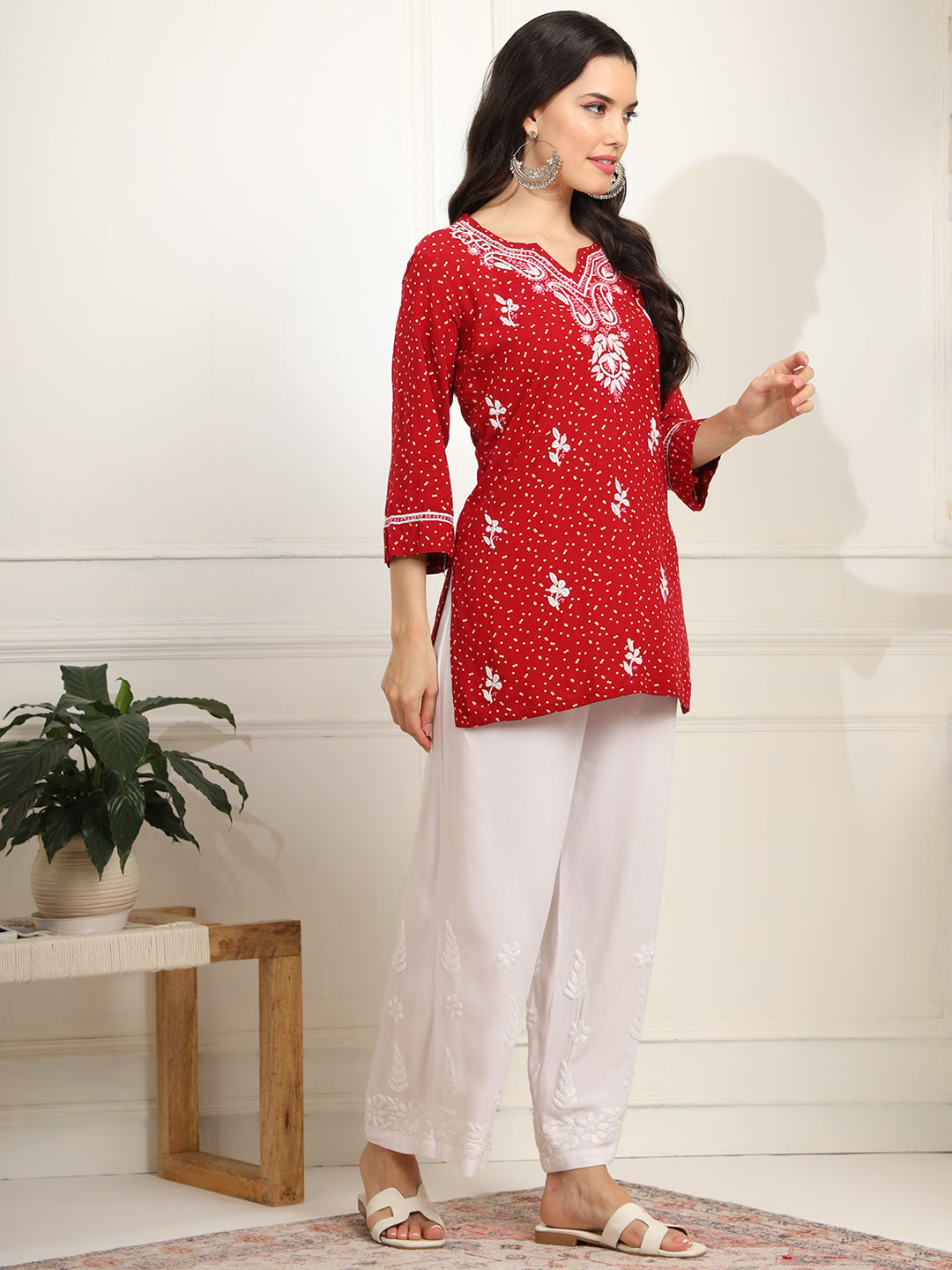 Women's Red Color Viscose Cotton Kurta With Multi Color Thread Embroidery