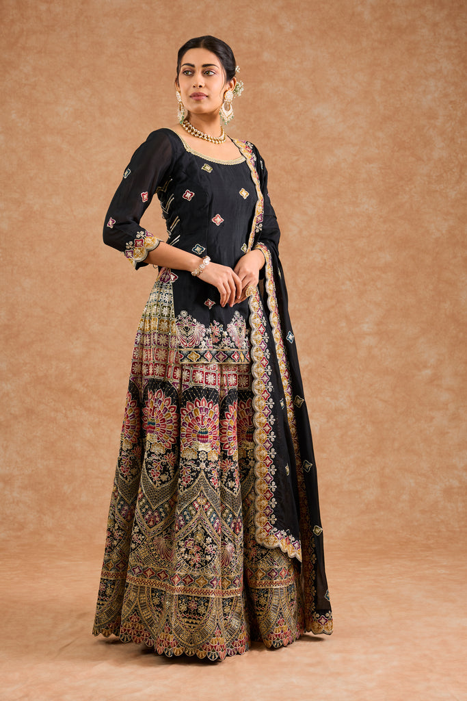 Women's Black Viscose Floral Straight Sharara Set