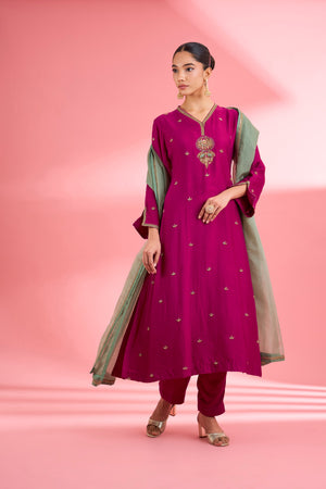 Color_Pink
