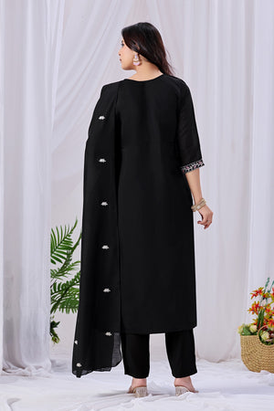 Color_Black