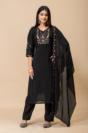 Color_Black