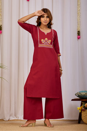 Color_Maroon