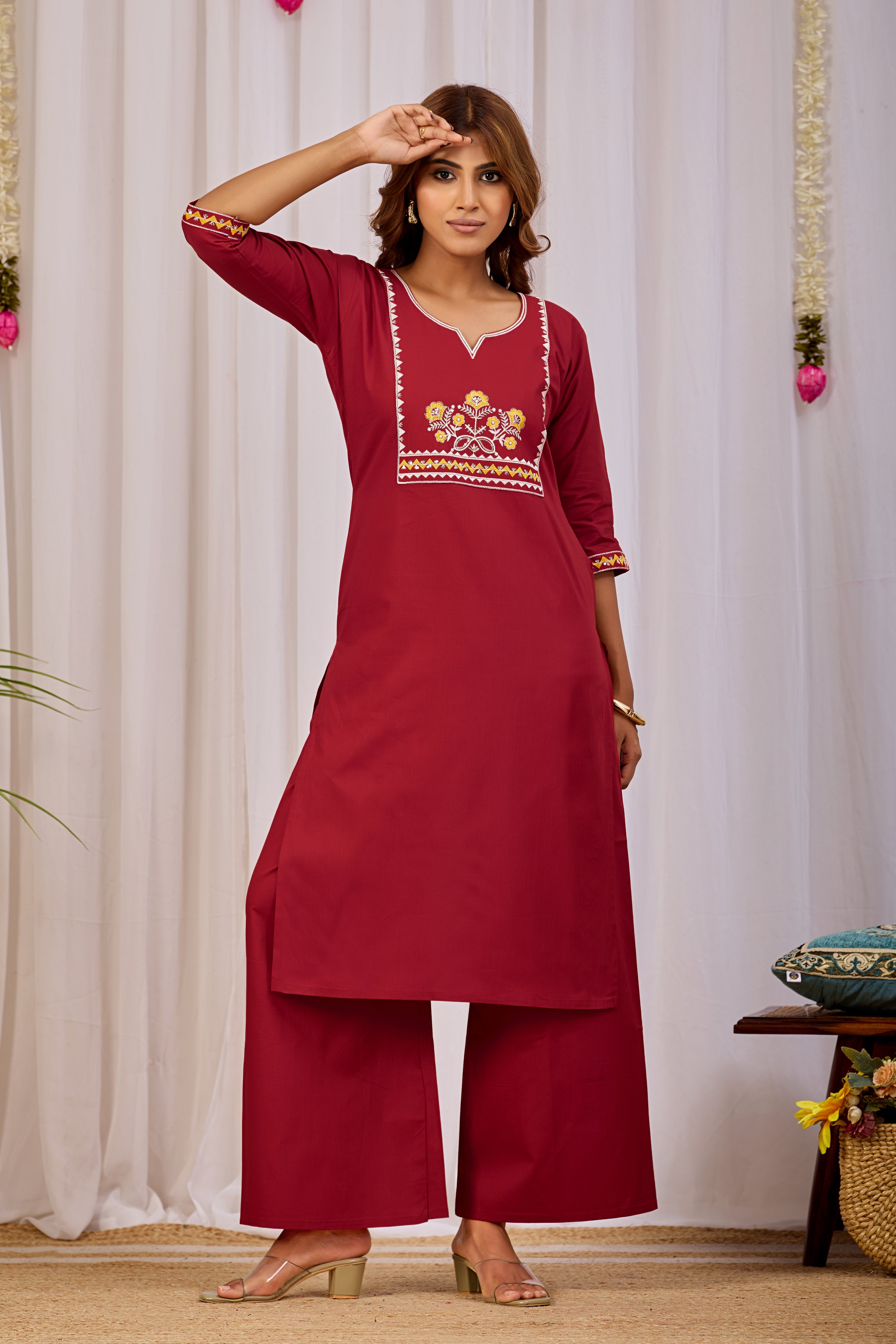 Color_Maroon