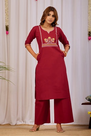 Color_Maroon