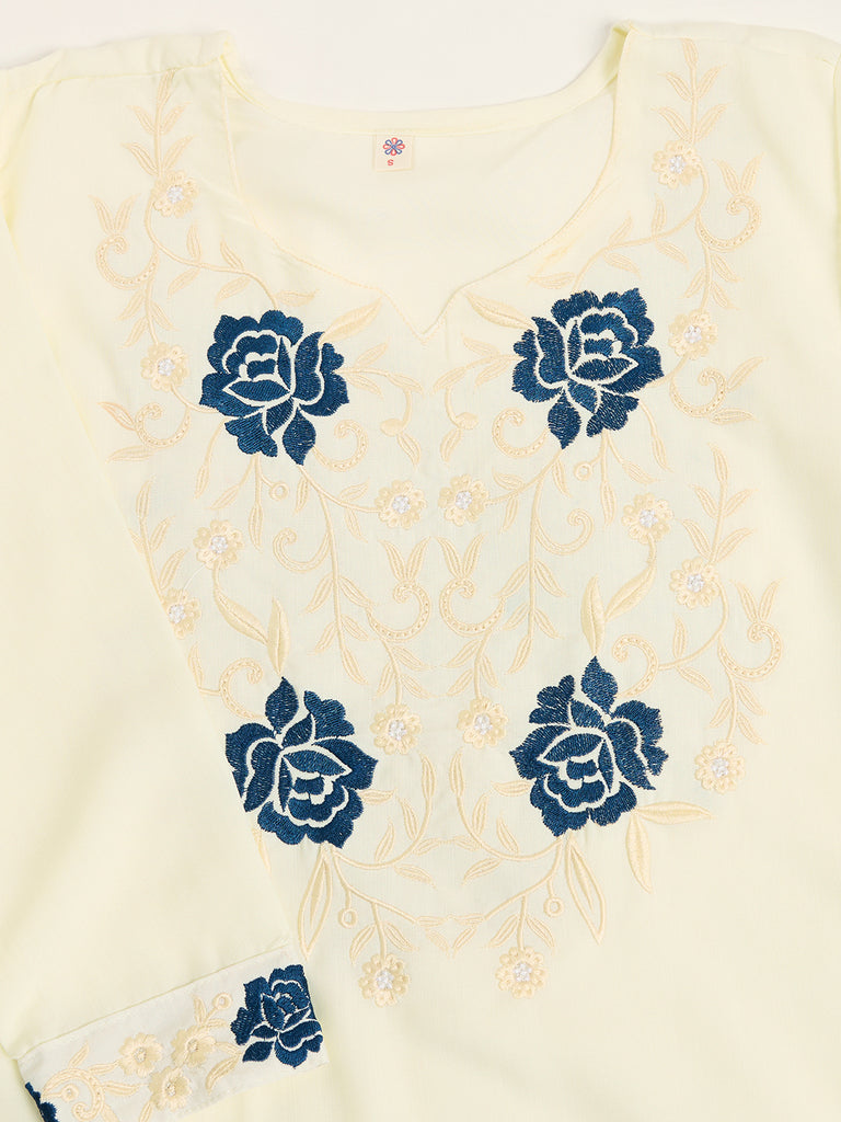 Women's Off White Embroidery Worked Kurta With Pant And Duppata Set