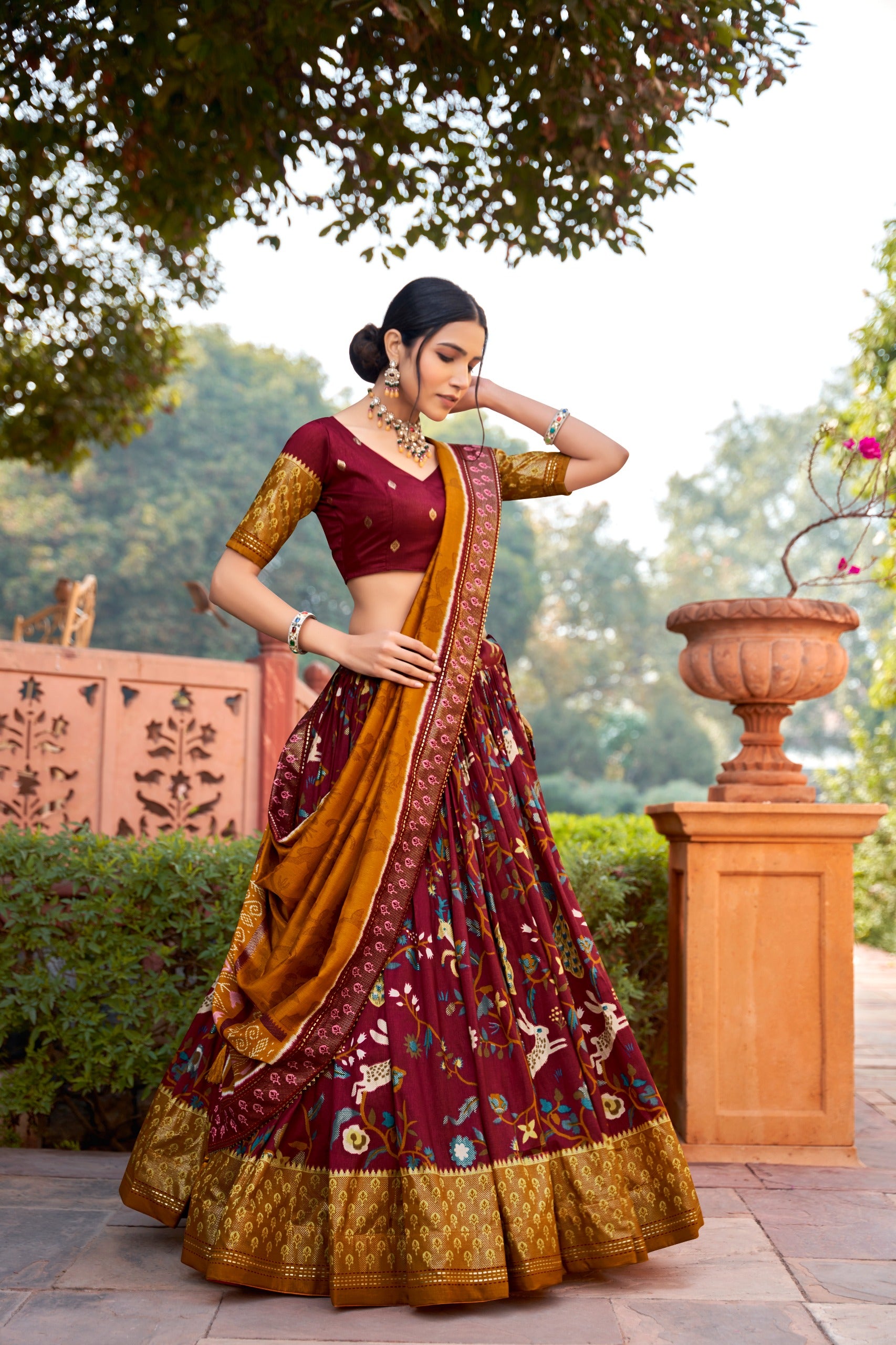 Color_Maroon