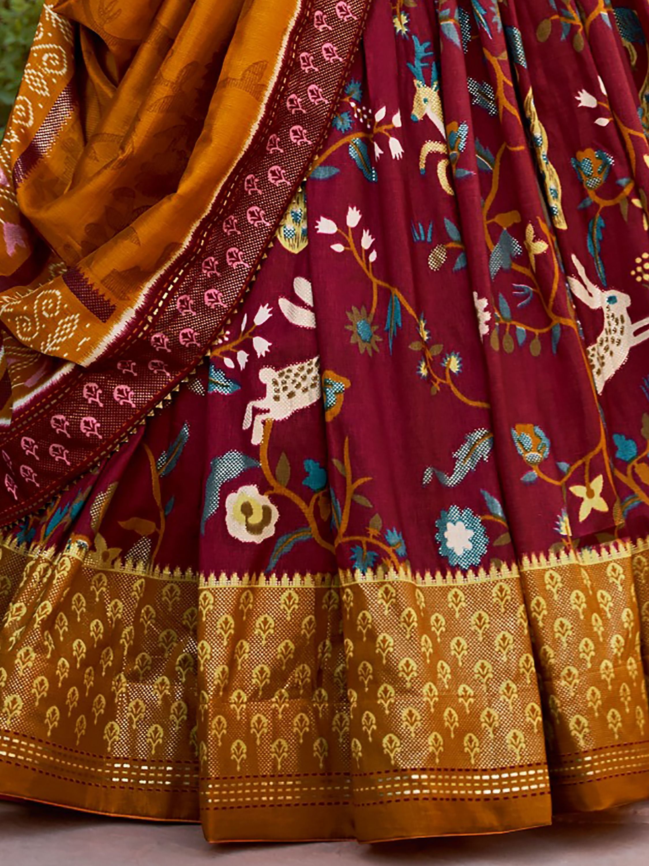 Color_Maroon