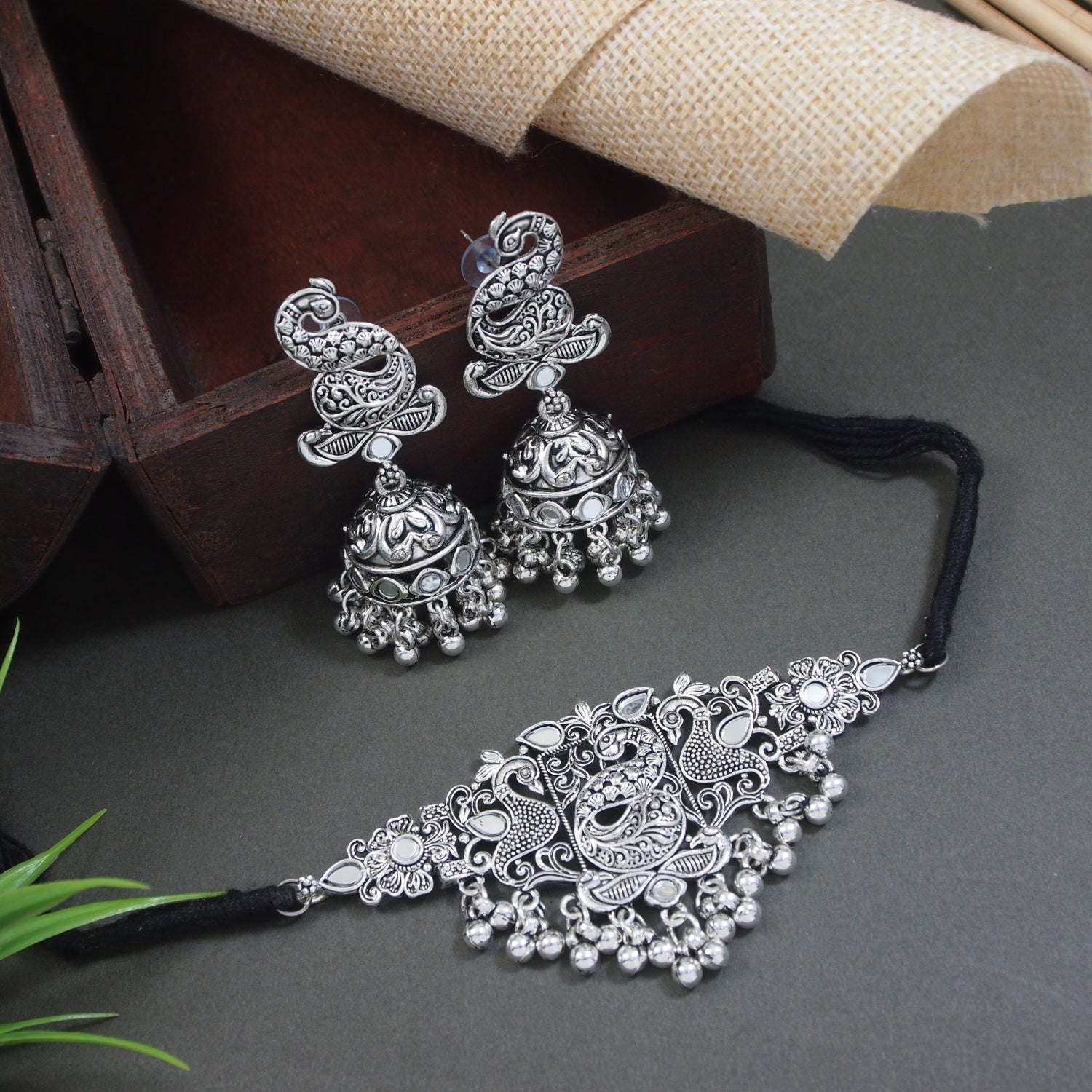 Color_Silver