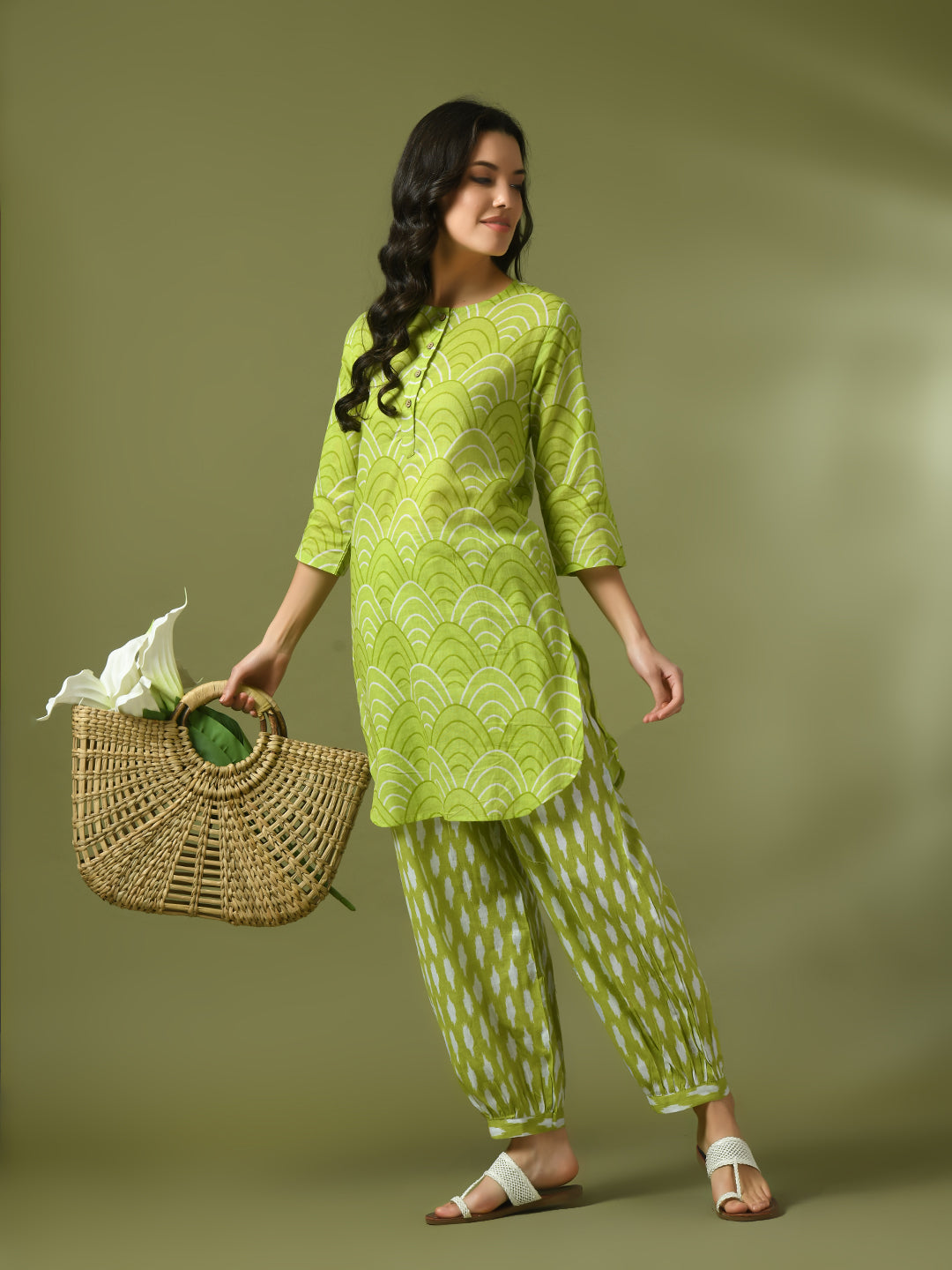 Women's  Green Printed Cotton Round Neck Party Tunic With Trousers Co-Ord Set  - Myshka