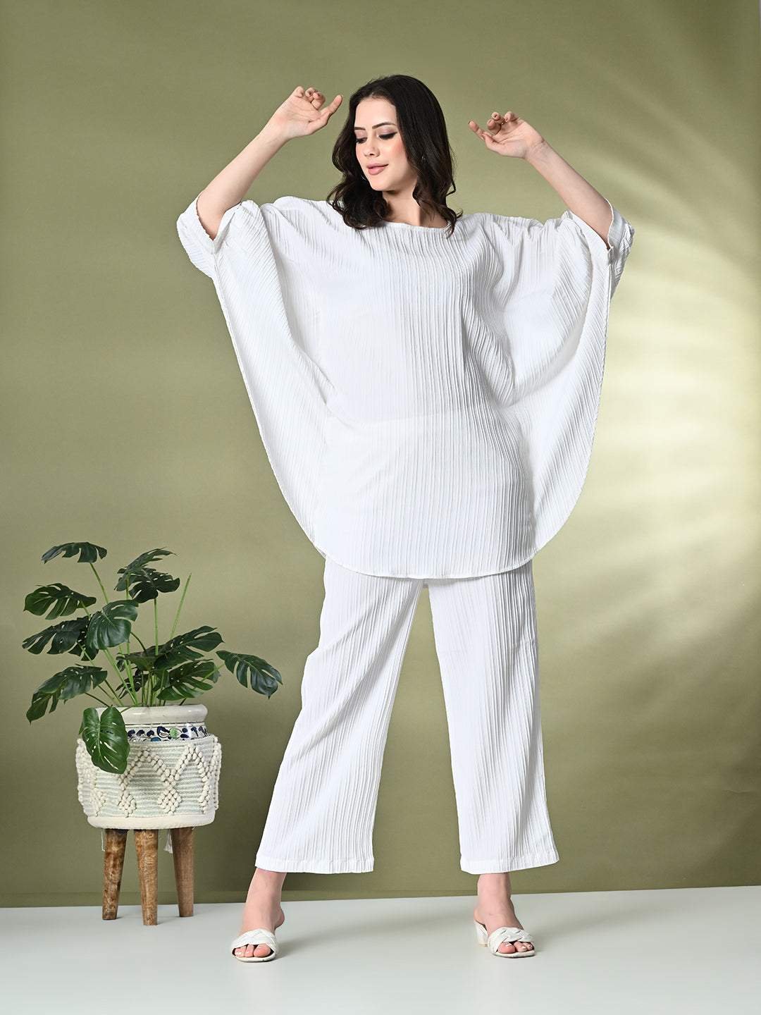 Color-White