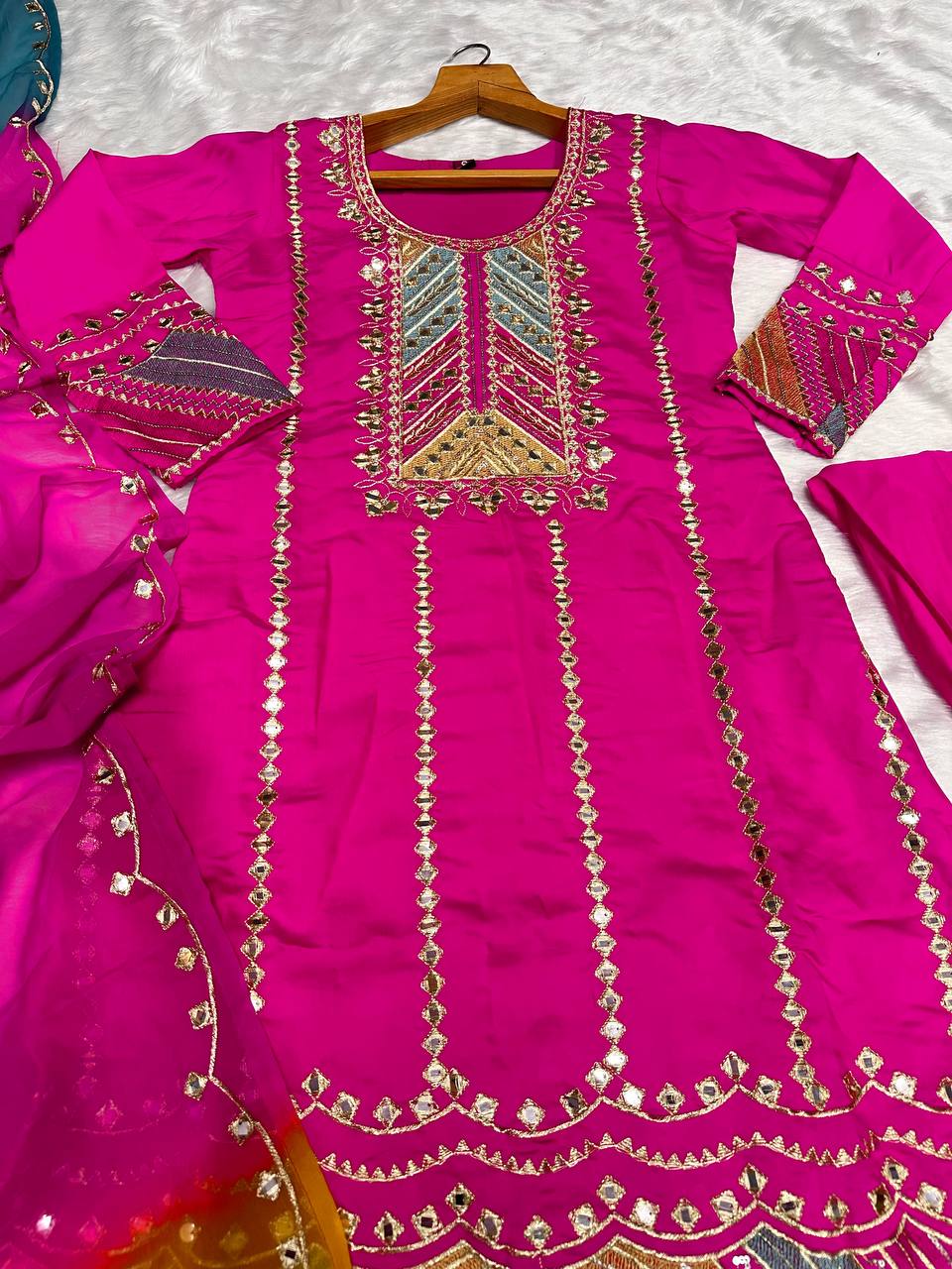 Color_Pink