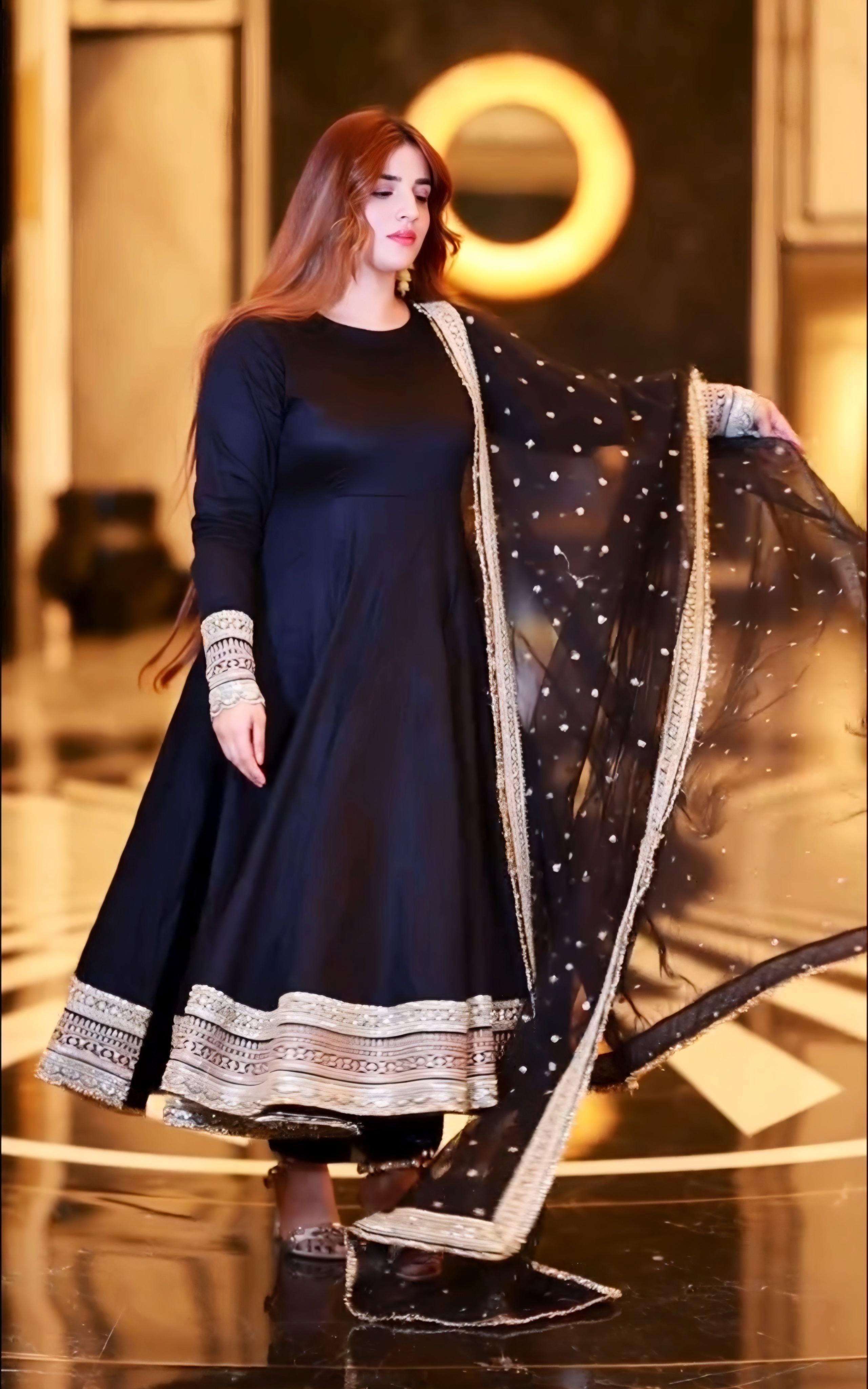 Color_Black