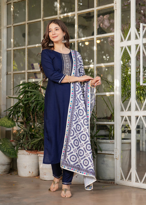 Women's Viscose Rayon Embroidery Straight Kurta With Pant And Dupatta Sets