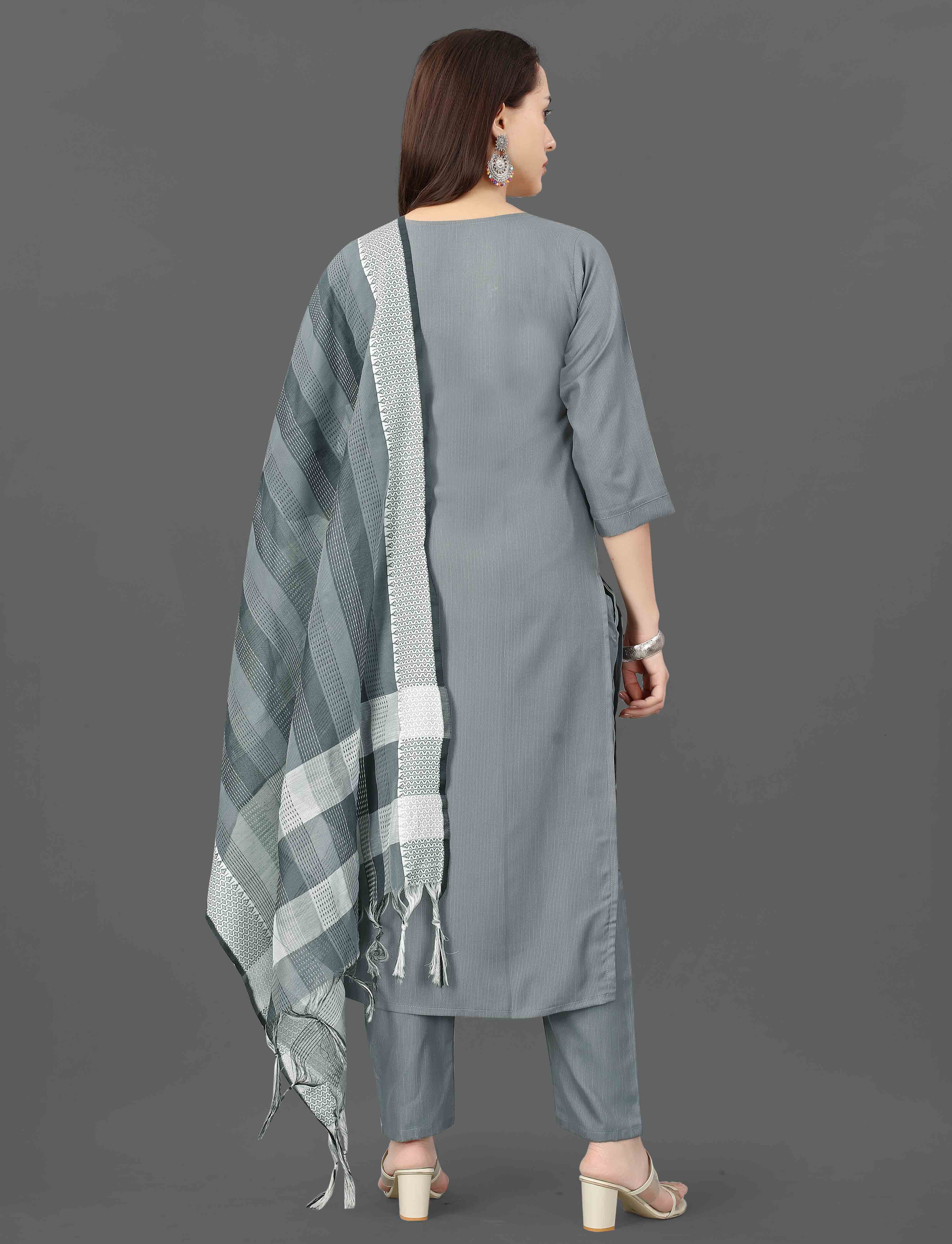 Color_Grey