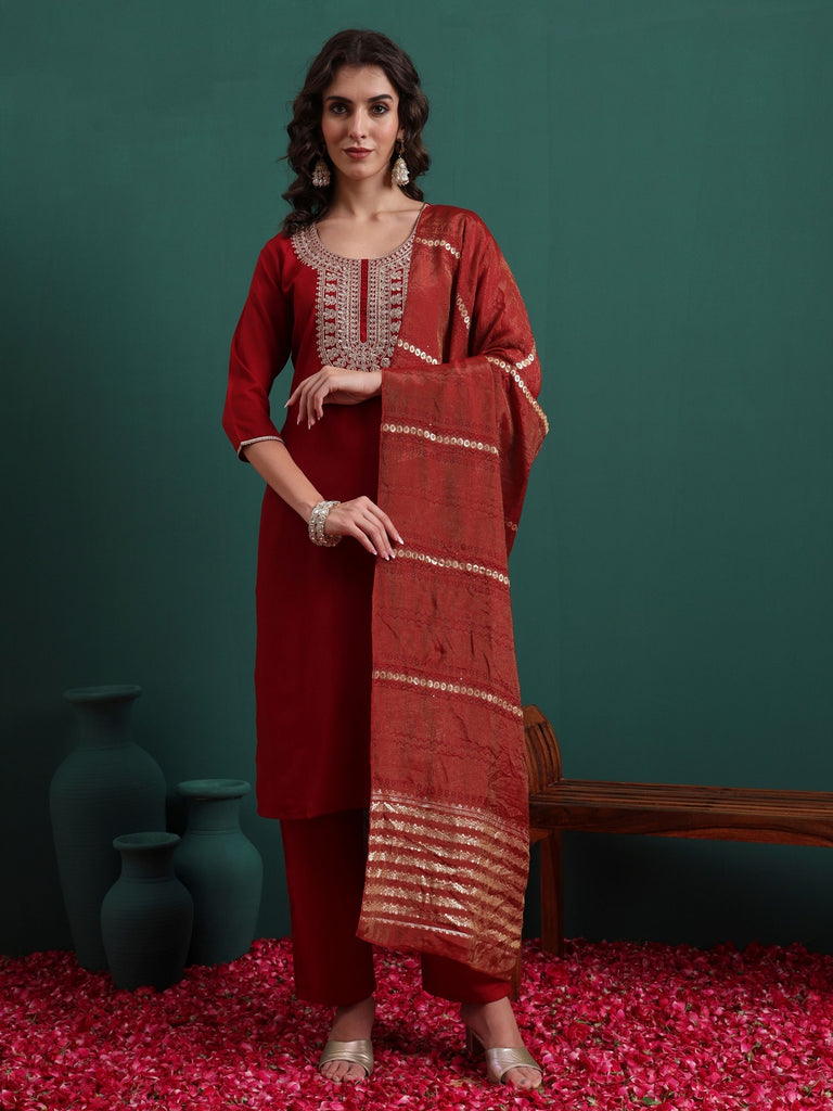 Color_Maroon