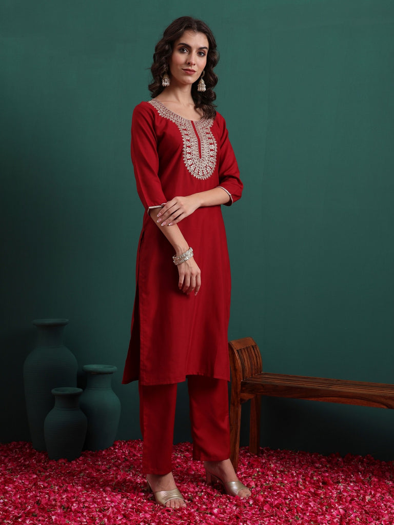 Color_Maroon