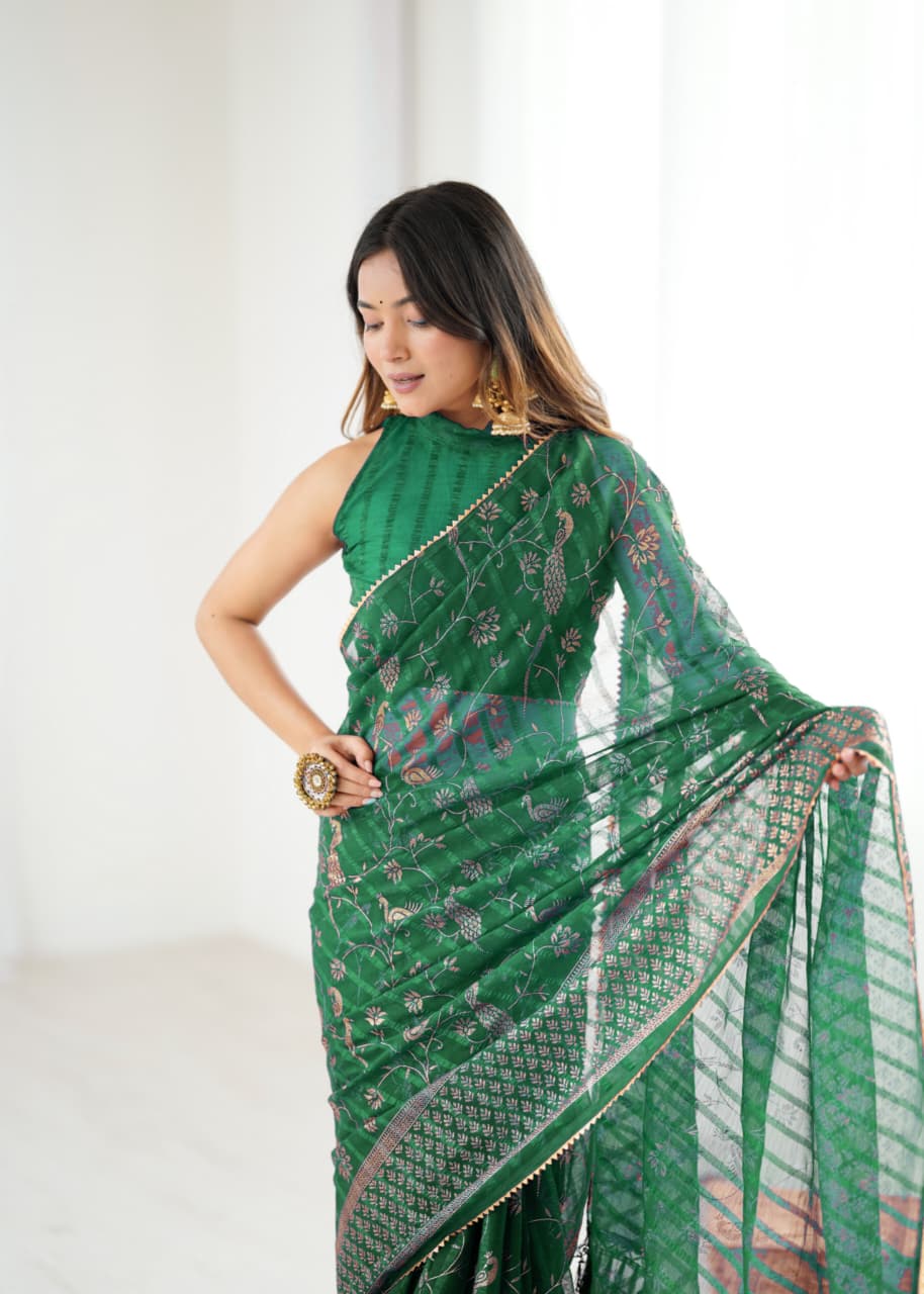 Women's Green Solo Georgette Foil Print Saree