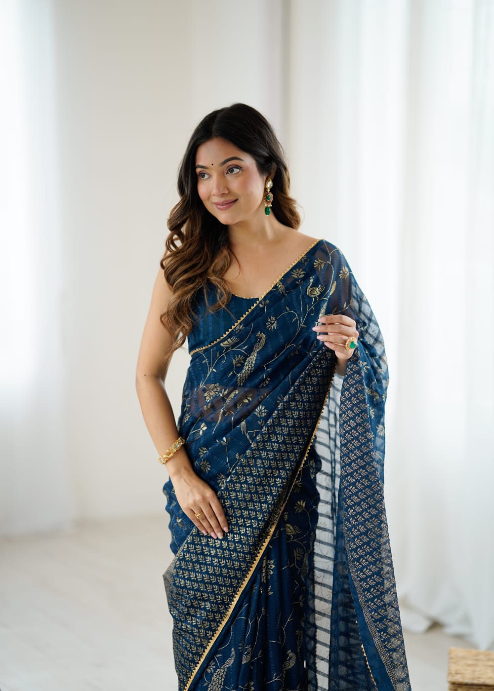 Women's Blue Solo Georgette Foil Print Saree