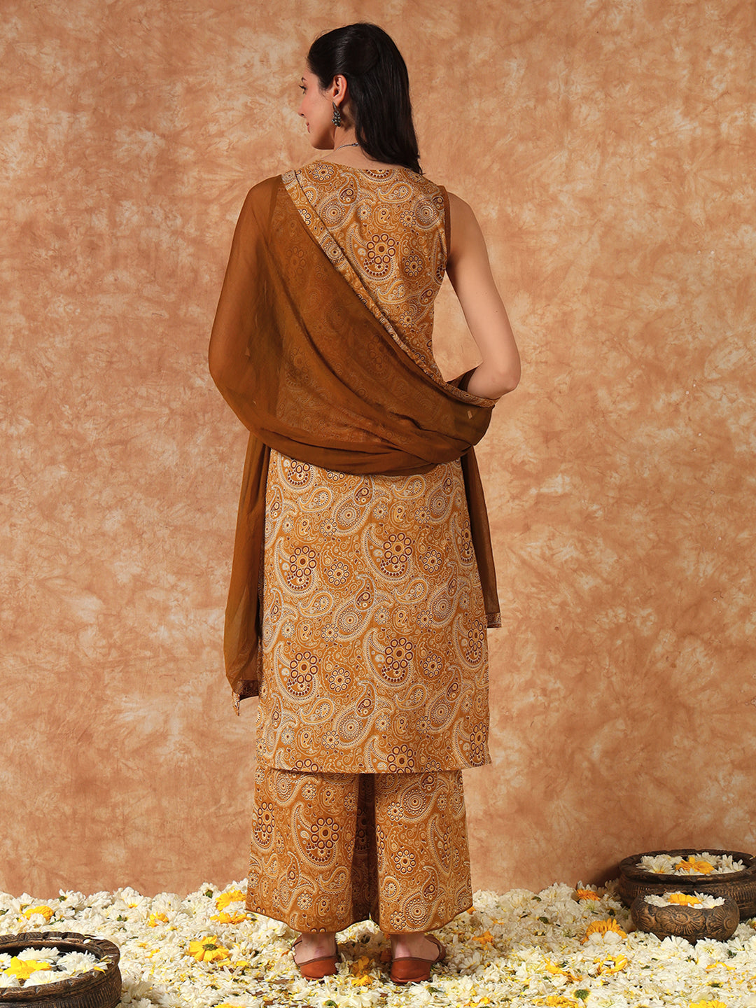 Color_Brown