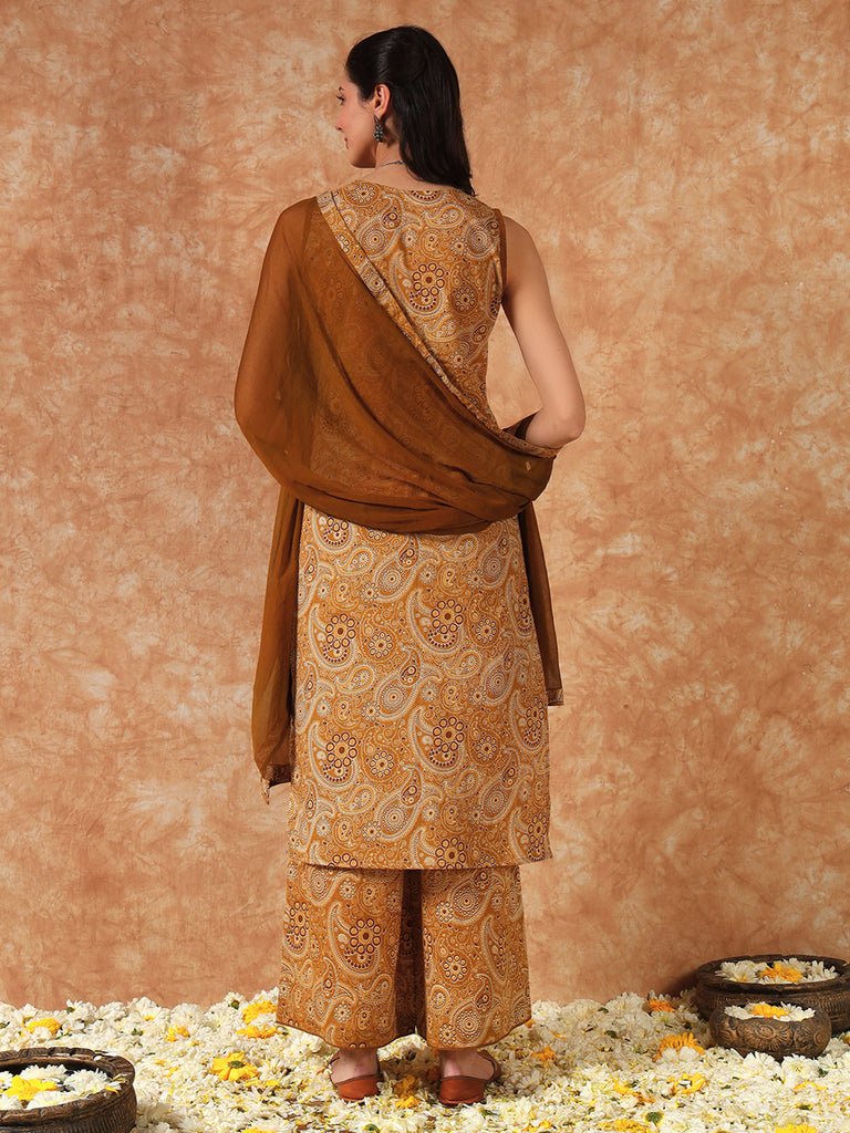 Color_Brown