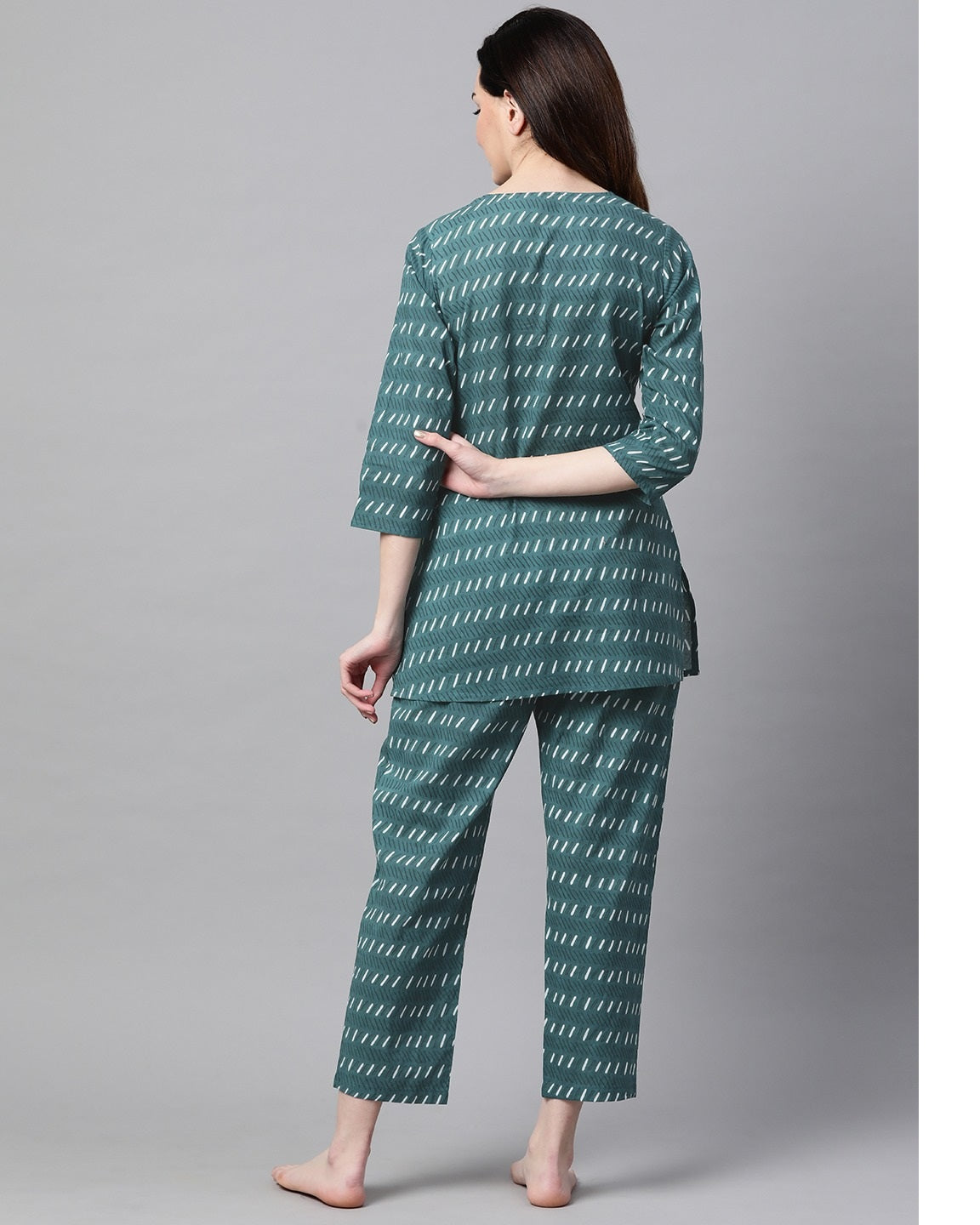 Women's Green & White Printed Night Suit