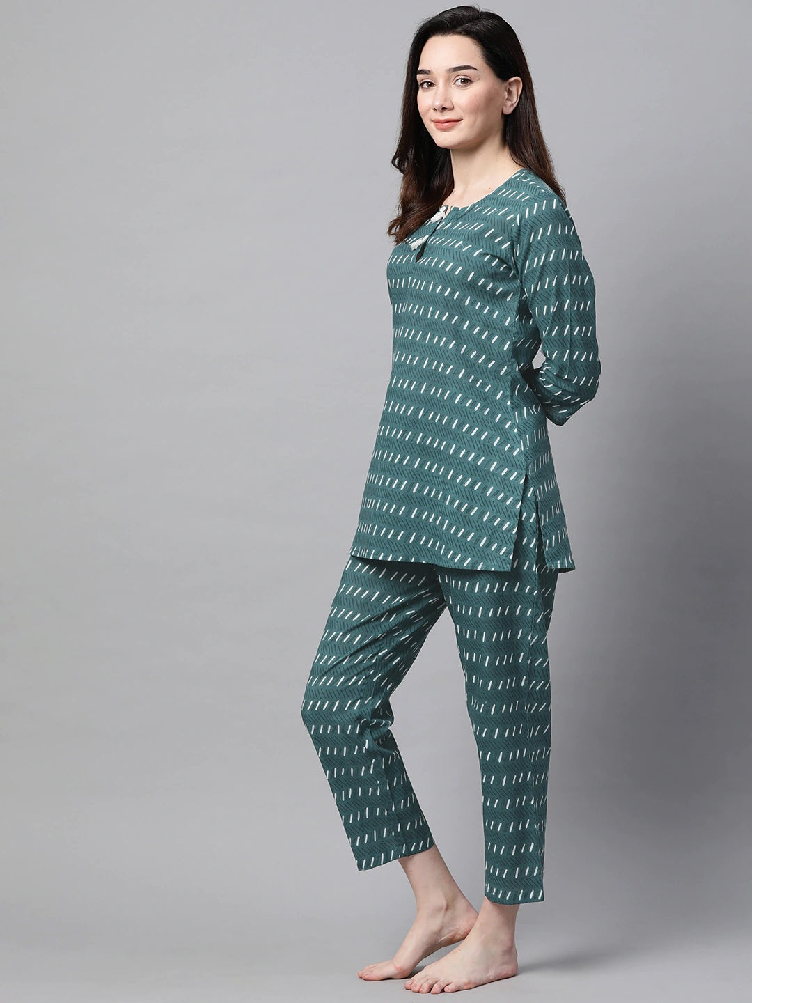Women's Green & White Printed Night Suit
