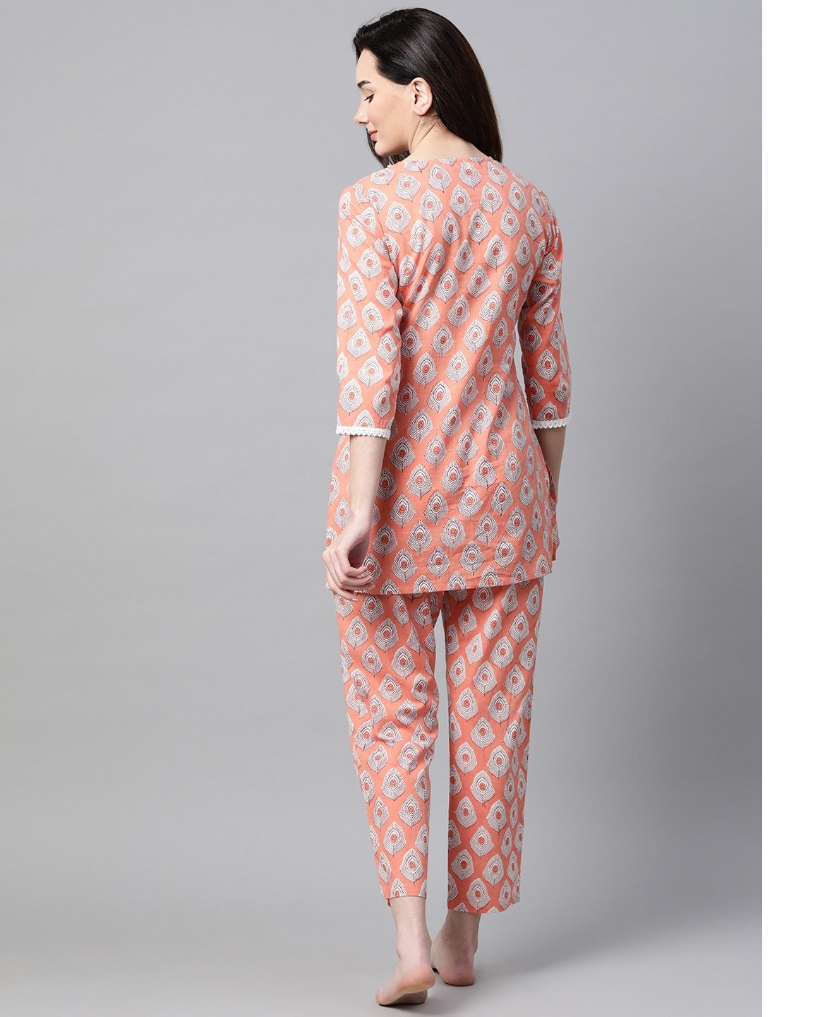 Women's Peach-Coloured Printed Cotton Night suit