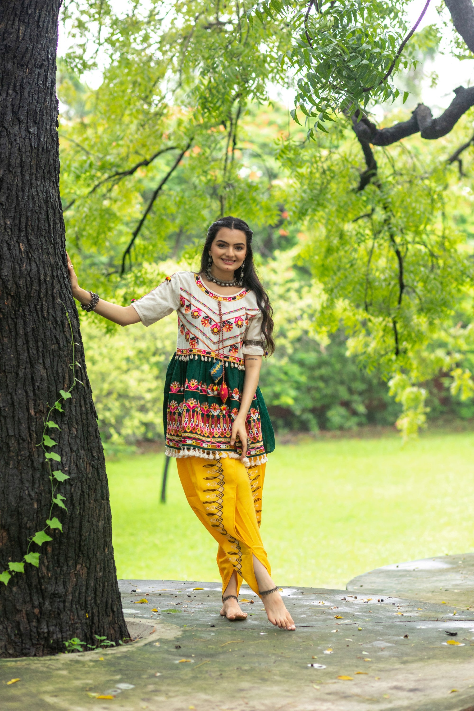 Women's White And Deep Green Embroidered Kedia With Yellow Tulip Pant - Mesmora Fashion