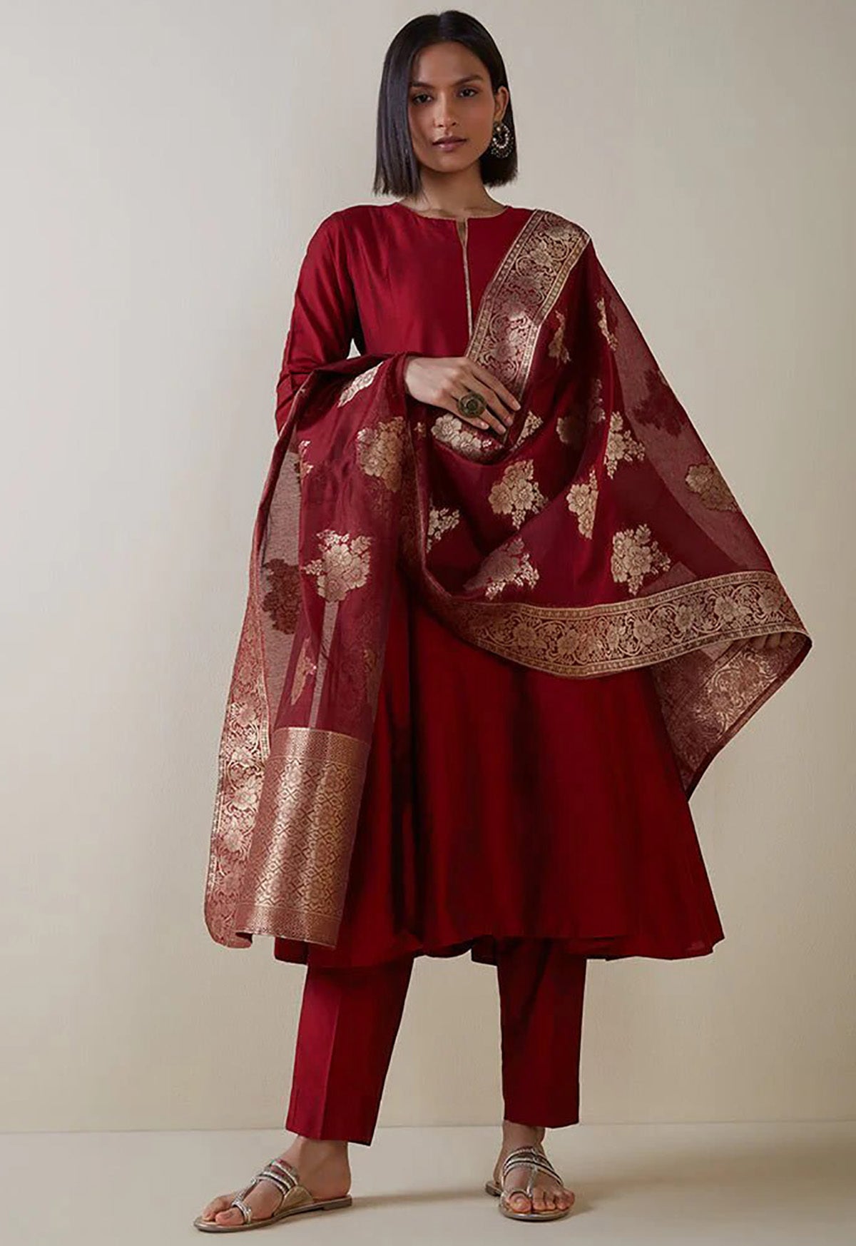 Color_Maroon