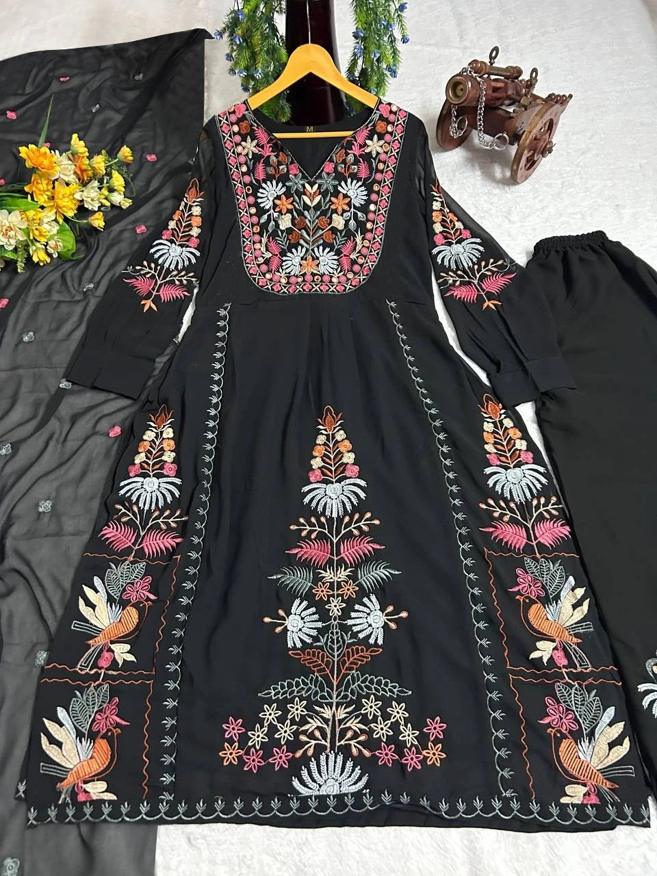 Color_Black