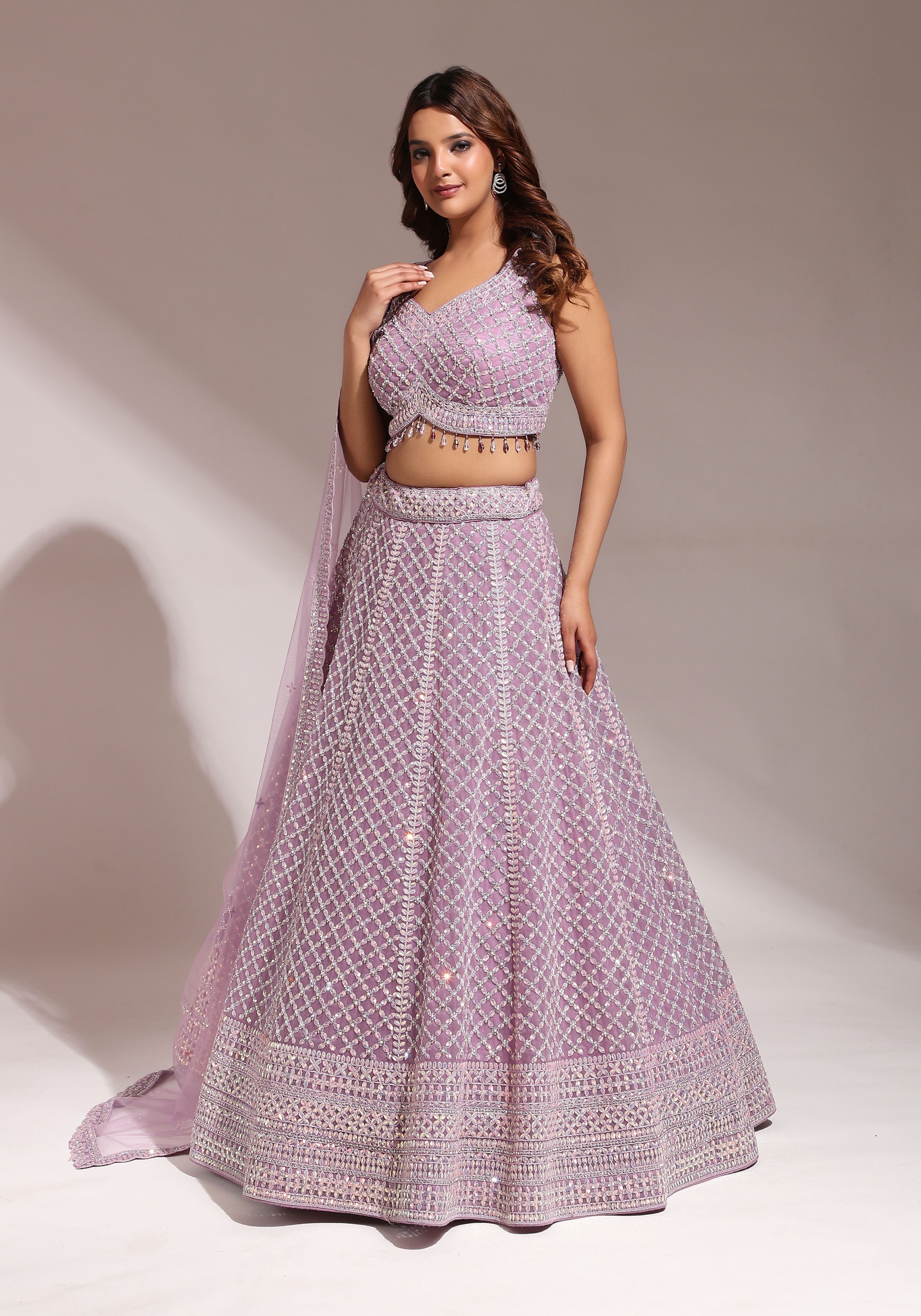 Women's A Luxurious Collection Of Exquisite Embroidered Lahengas For The Discerning Women - Phenav